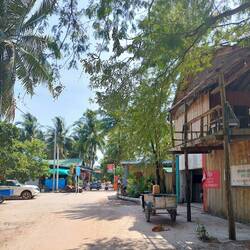 Das kleine Dorf bei unserem Strand