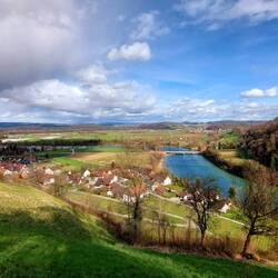 Unser Ziel, die Rheinbrücke in Rüdlingen!