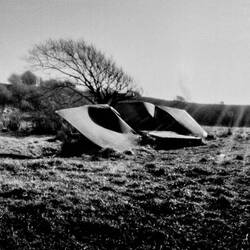 Sculptuur 'Insh’Allah' - ‘Zo God het wil’ (1999) / Paul Schöbel.