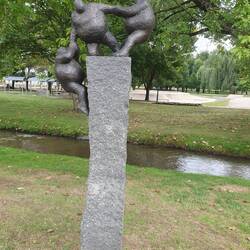 Tumbarumba area was devastated in 2019/20 fires & an art sculpture trails part of recovery actions