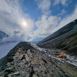 Außer uns, dem Guide und den Küchenjungs war niemand da
