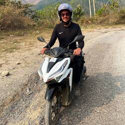 "Nimmste mich ein Stück auf deinem Roller mit?"😅