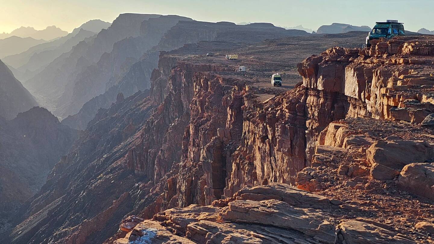 Al Shaq Canyon as the sun goes down