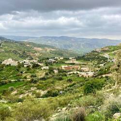 Ausblick auf Iraq Al-Amir mit dem archäologischen Fundplatz Qasr el-Abd