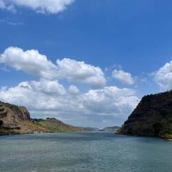Das ist, was in Panama vom mächtigen Andenkamm übrig ist - gleichzeitig auch die Wasserscheide