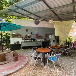 Das isch üsi outdoor Chuchi