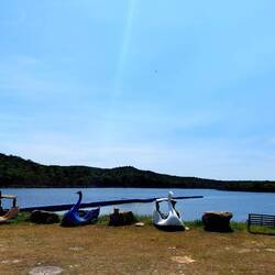 Verlassener Bokor See 🦢