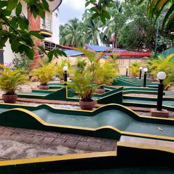 Minigolf-Anlage in unserer Unterkunft ⛳️👌😁