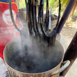 Färbungsprozess - hier wird die Farbe eingekocht