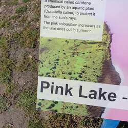 "Pink Lake" :S