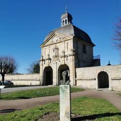 Tor Moulins