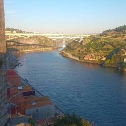 Blick von der Brücke Richtung Osten
