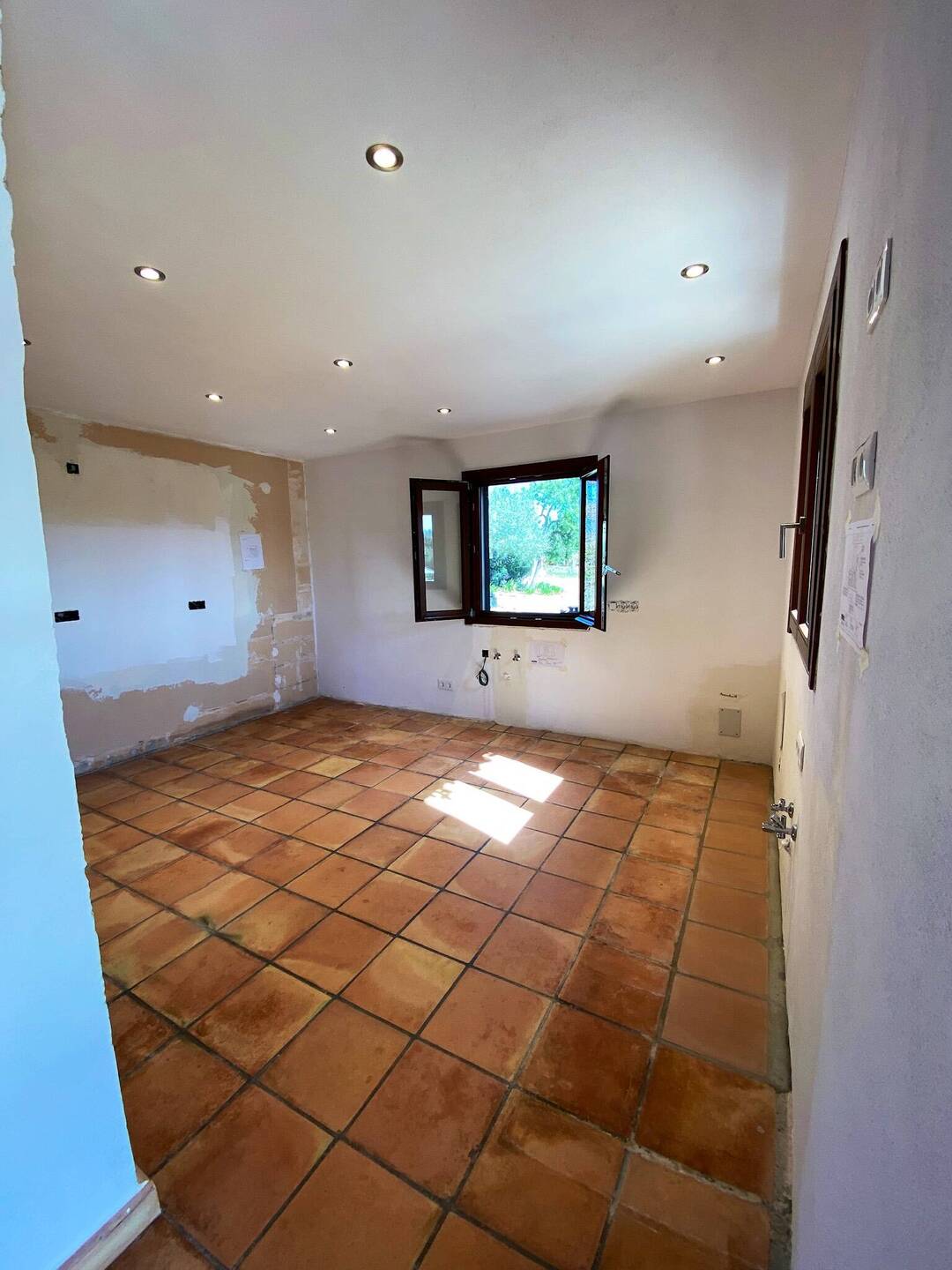 Vorbereitet für das Absauern und anschliessende Versiegeln