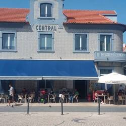 Das Café Central von Aveiro