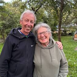 Herr und Frau Hübner aus Roed, die Dr Schachals Hausarzt gabrn.