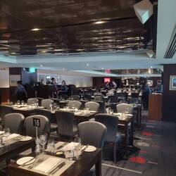 MCG Long Room - Flo y a bossé PDT qqs matchs