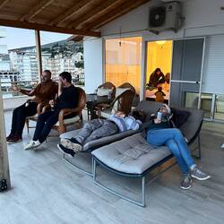 Terrassen Chiller in Ksamil