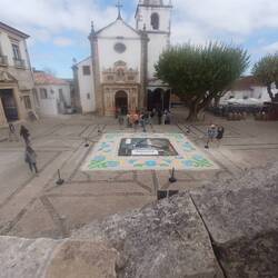 Óbidos Kirche mit Osterbild