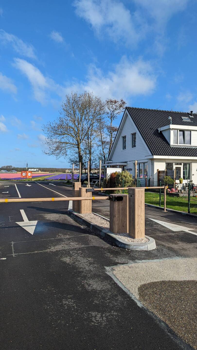 Einfahrt zum Campingplatz Sollasi
