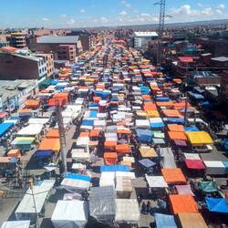 De mercado van El Alto, vanuit de lucht!