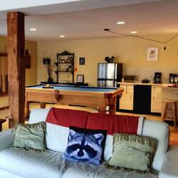 Mal einen Billiard Tisch in der Küche 😄