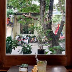 Enspannung in Hue nach der langen Rollerfahrt ☕️👌😊
