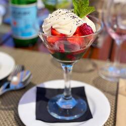 Erdbeeren mit Vanille Mascarpone Creme