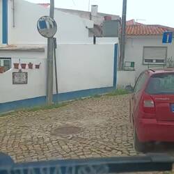 Der Weg zum Praia Abraga war eng..