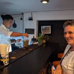 Erste Bar