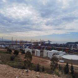 Der Güterhafen von Athen