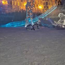 Die beiden Rutschen. Gut zu Hören auch das nicht gerade leise Gebläse