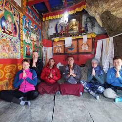 Gruppenfoto mit Mönchen