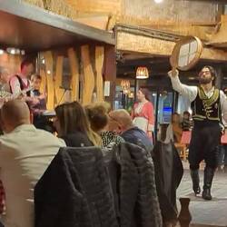 Hard to see in the video, but the tray has 3 classes of water in it.