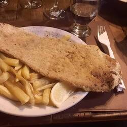 Milanese (Schnitzel...hie mou vegetarisch nur mit Chäsfüllig)