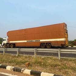 Finally figured out thanks to this labeled truck that they carry vehicles