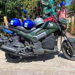 Das isch eis vo üsnä Rennmobil gsi😜