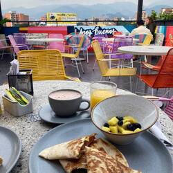 Frühstück in Medellín, Stadt des ewigen Frühlings