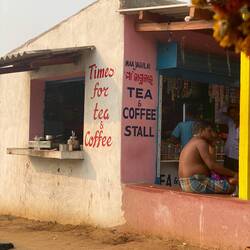 A particularly lovely tea stand