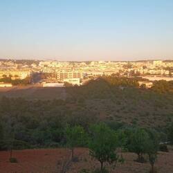 Blick vom Stellplatz auf Loulá