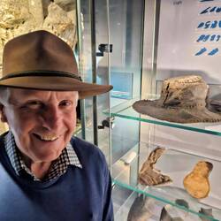 11th century akubra and 21st century akubra, not all that much different