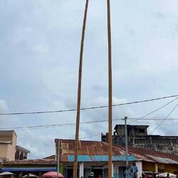 Stilt acrobatics @ the Musée Honmé Palais Royal — Porto-Novo, Benin.