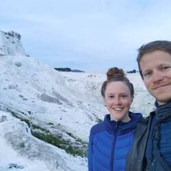 Direkt unterhalb der Kalksandsteinterrassen