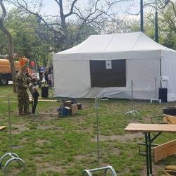 ...und nach dem Hindernispacour mit dem Maschinengewehr schießen 😊🥴