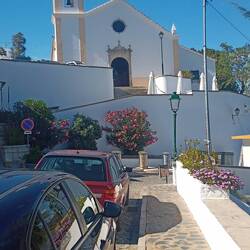 Das Zentrum mit Kirche