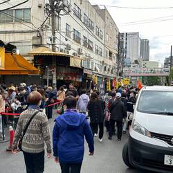 The crowds at Tsukiji Outer Market.