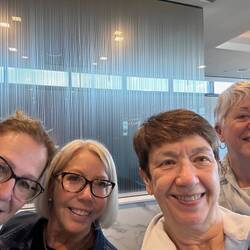 Colette, Sylvia, Maureen and Sandy - team selfie for the day!