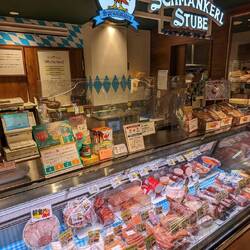 Nur echt mit Meisterbrief an der Wand 😂