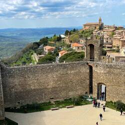 On the Montalcino ramparts