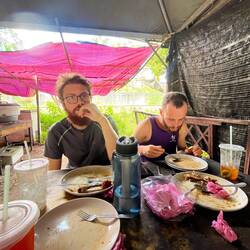 Riz poulet curry pour Hugo et nouilles sautées Kuay Teow pour Titouan (ya plus)