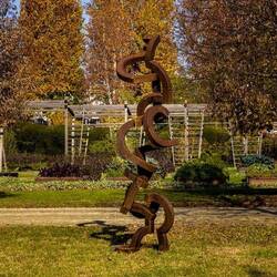 Due orbite siderali 2, acciaio corten (2017)